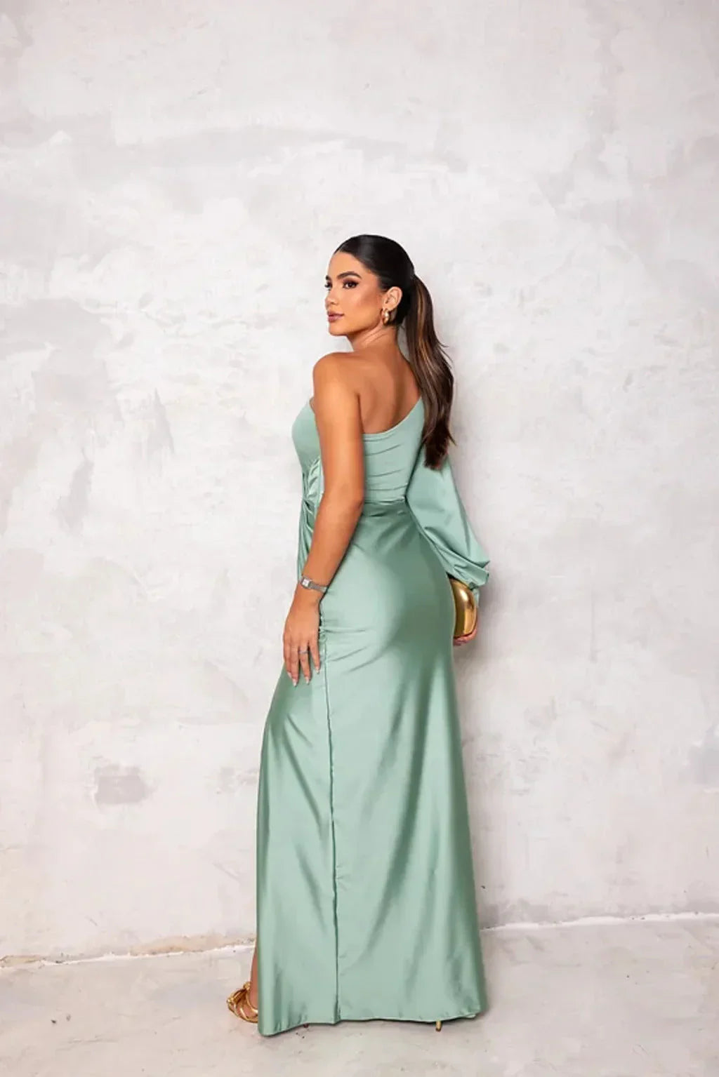 Alison - Elegant Slit Maxi-Dress